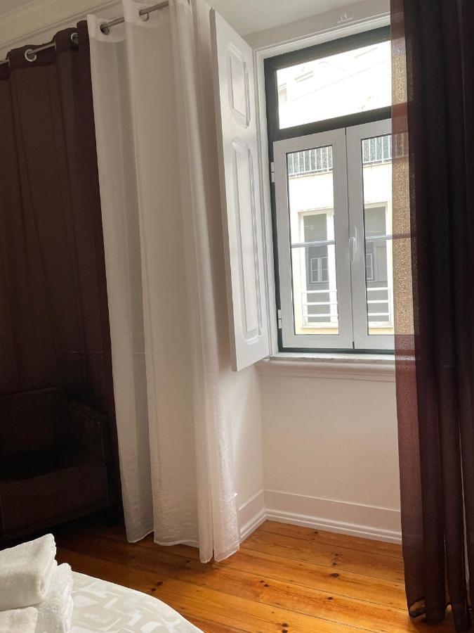 Rustic M2 R1 - Amazing Double Room With Shared Bathroom Lisboa Exterior foto